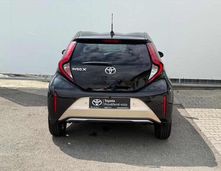 Toyota Aygo 5