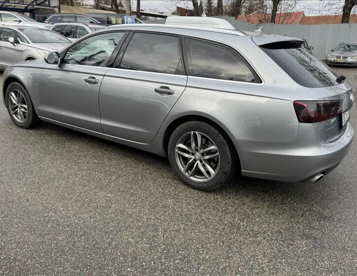 Audi A6 4