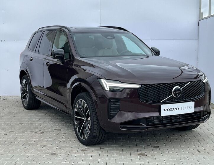 Volvo XC90 27