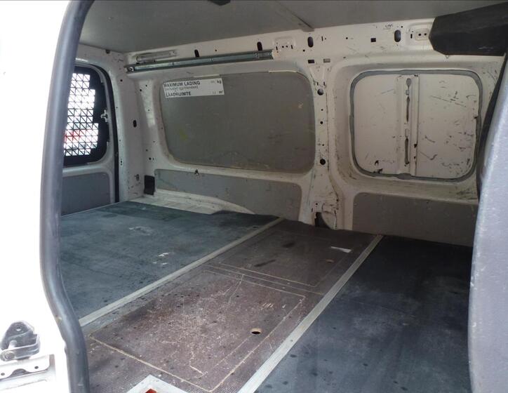Volkswagen Caddy 24
