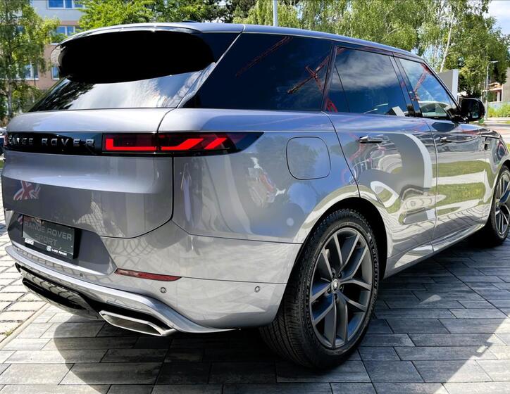 Land Rover Range Rover Sport 10