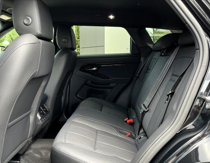 Land Rover Range Rover Evoque 29