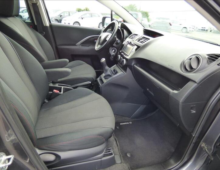 Mazda 5 52