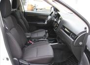 Mitsubishi Outlander 16