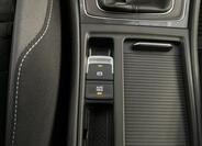 Volkswagen Golf 16
