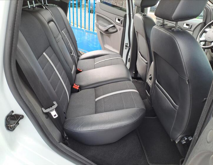 Ford Kuga 7