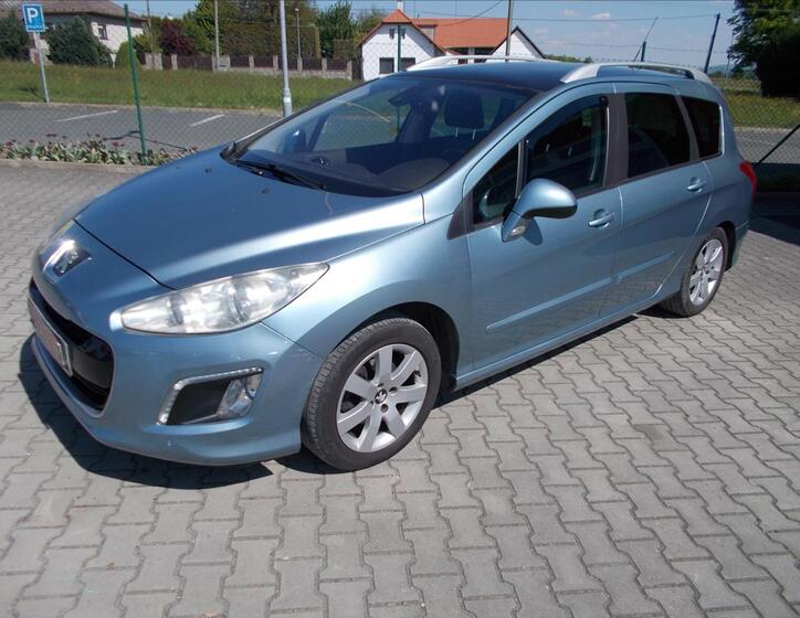 Peugeot 308 4