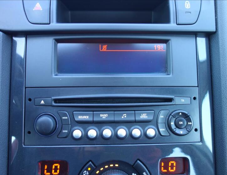 Peugeot 5008 23