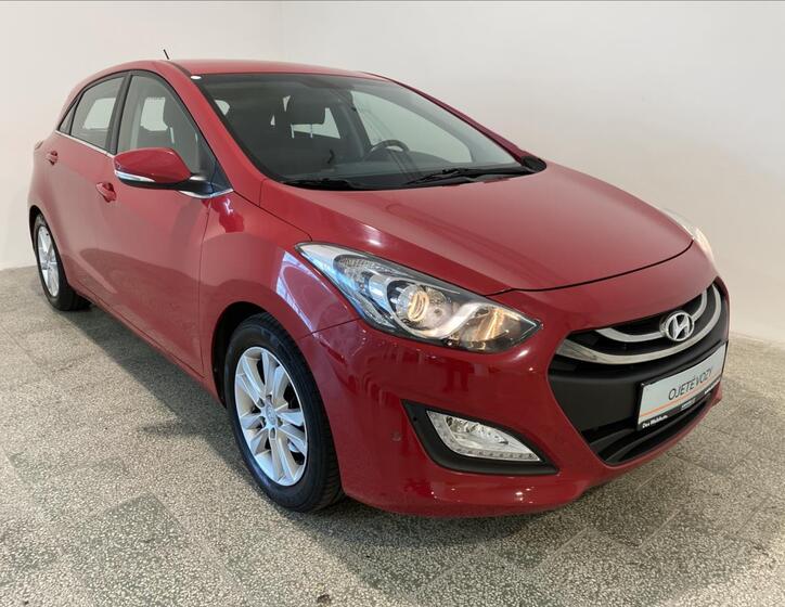 Hyundai i30 24