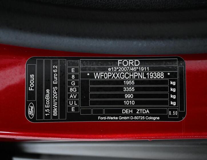Ford Focus 8