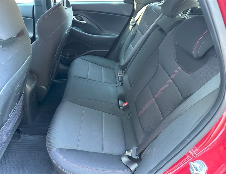 Hyundai i30 11
