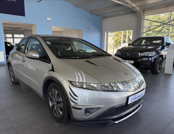 Honda Civic 1