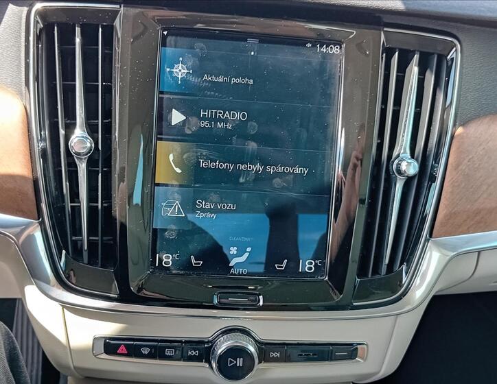 Volvo S90 15