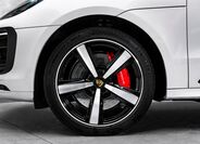 Porsche Macan 2