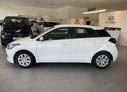 Hyundai i20 8
