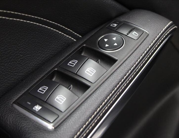 Mercedes-Benz CLA 15