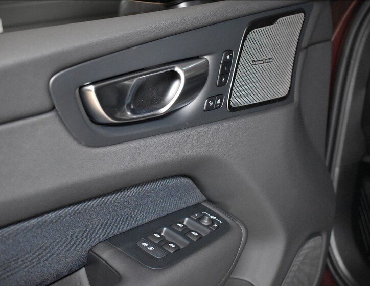 Volvo XC60 15