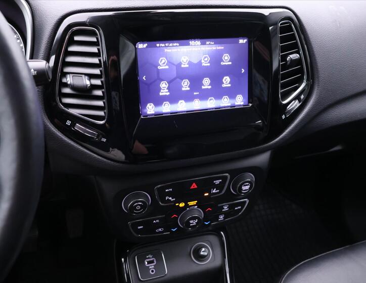 Jeep Compass 20