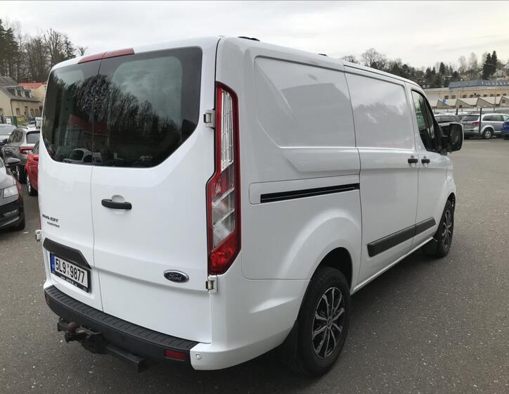 Ford Transit Custom 6