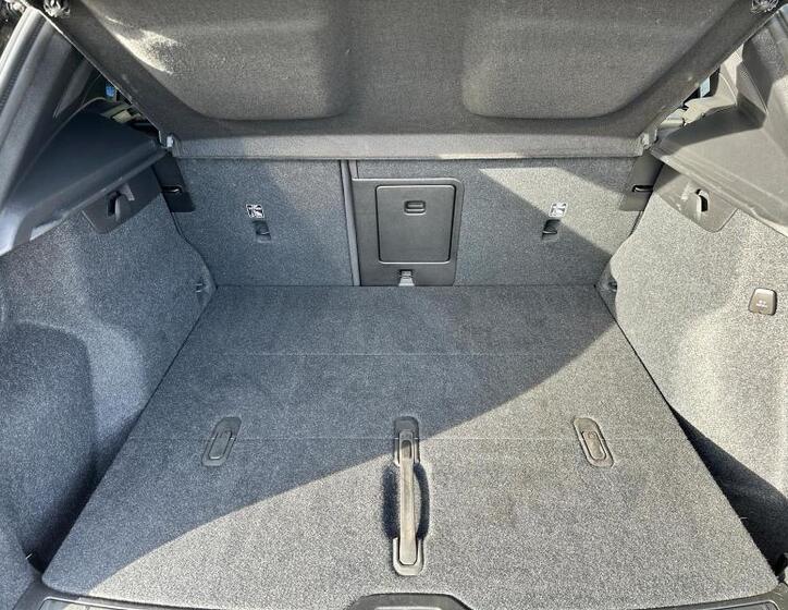 Volvo XC40 14