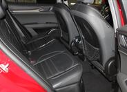 Alfa Romeo Stelvio 23