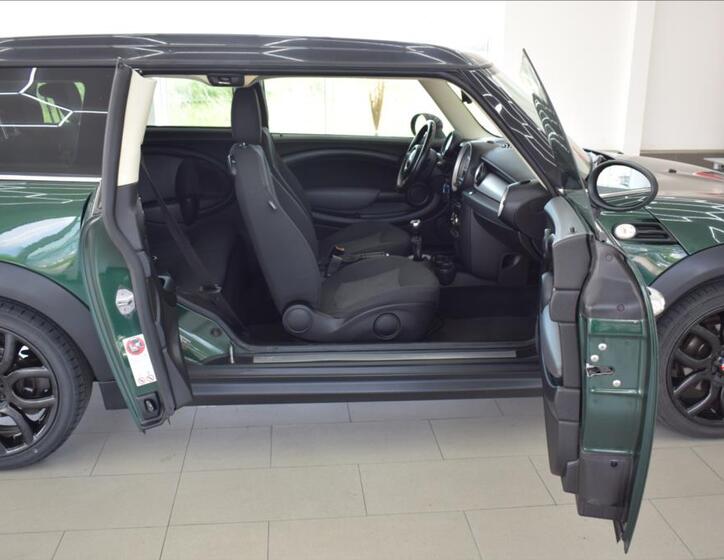 Mini Clubman 13