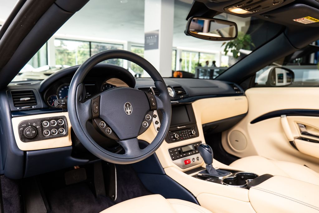 Maserati GranCabrio