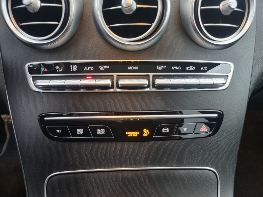 Mercedes-Benz GLC 13