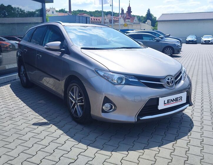Toyota Auris 3
