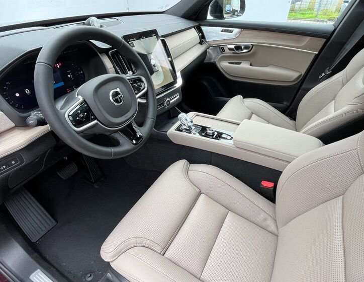 Volvo XC90 18