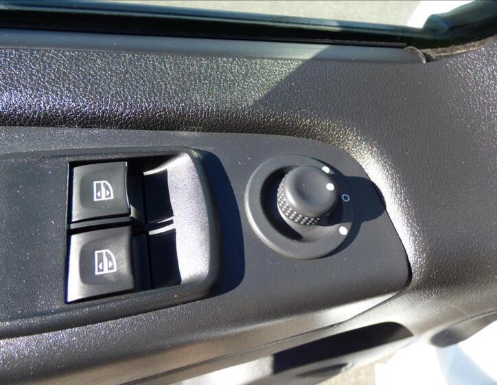 Renault Trafic 11