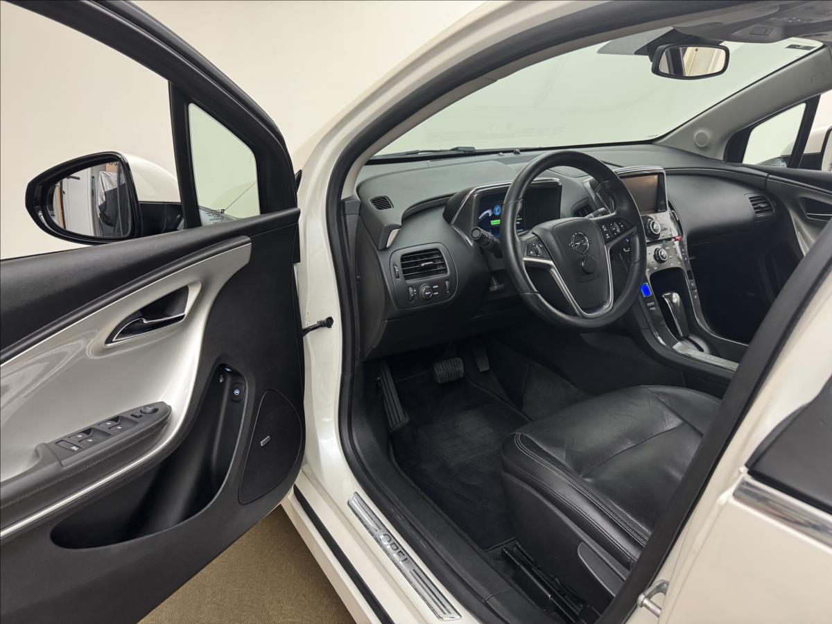 Opel Ampera