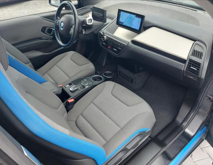 BMW i3 18