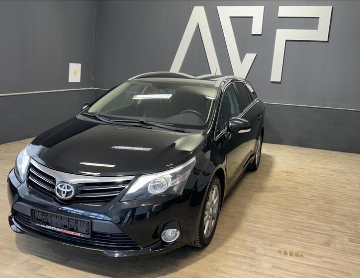 Toyota Avensis 1