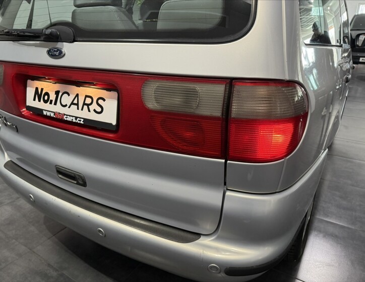 Ford Galaxy 24