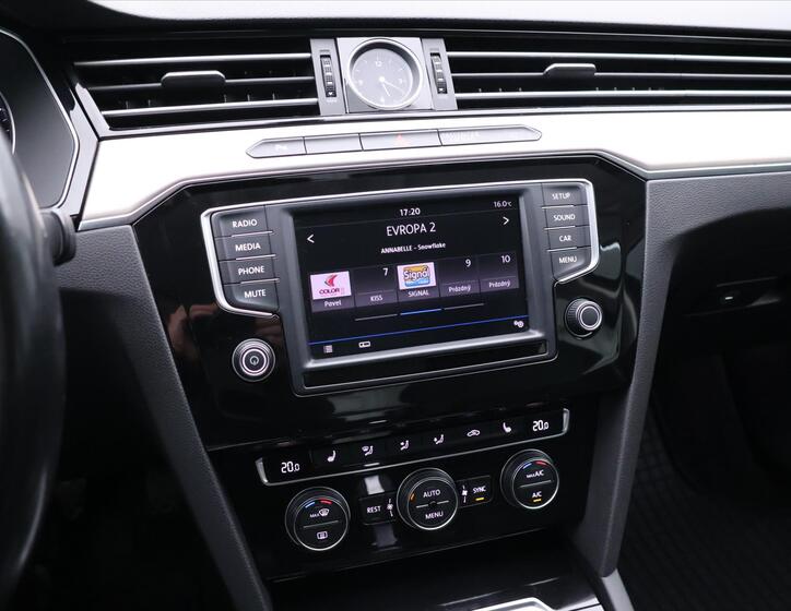 Volkswagen Passat 23