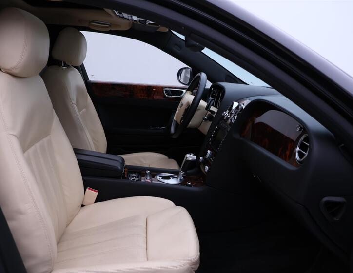 Bentley Flying Spur 15