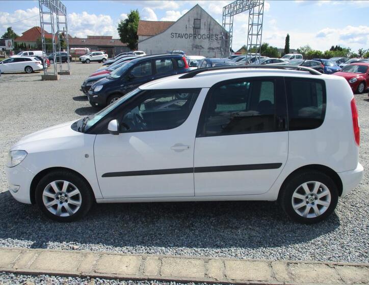 Škoda Roomster 8