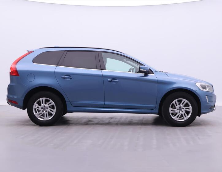 Volvo XC60 8