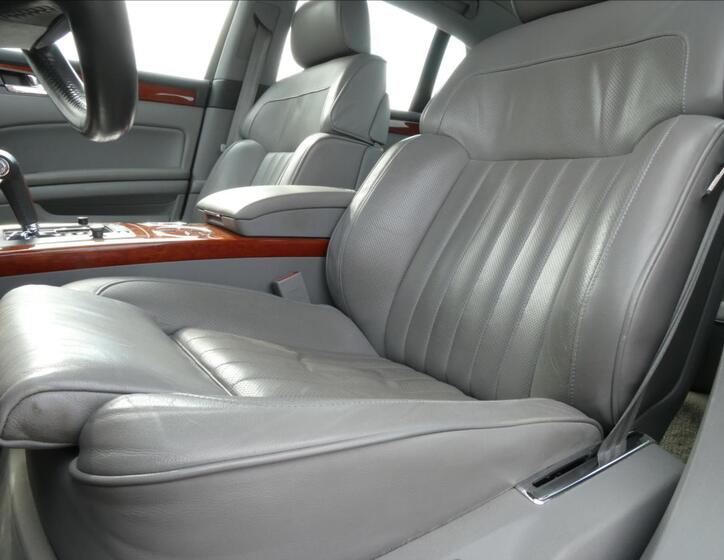 Volkswagen Phaeton 32