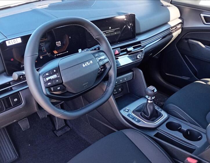 KIA Sportage 8