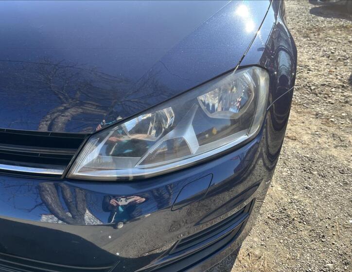 Volkswagen Golf 32