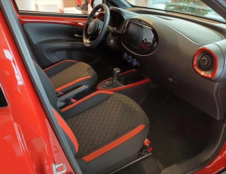 Toyota Aygo 8