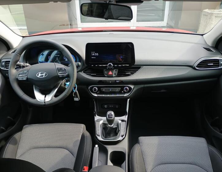 Hyundai i30 4
