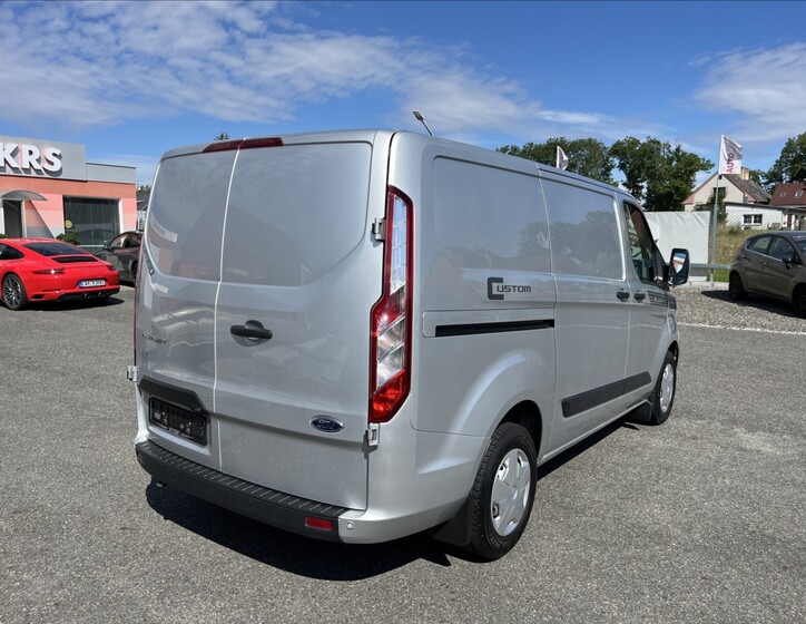 Ford Transit Custom 6