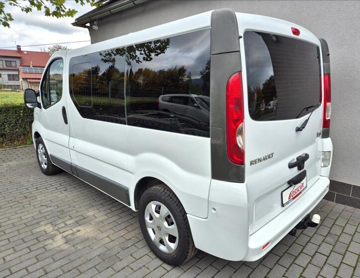 Renault Trafic 4