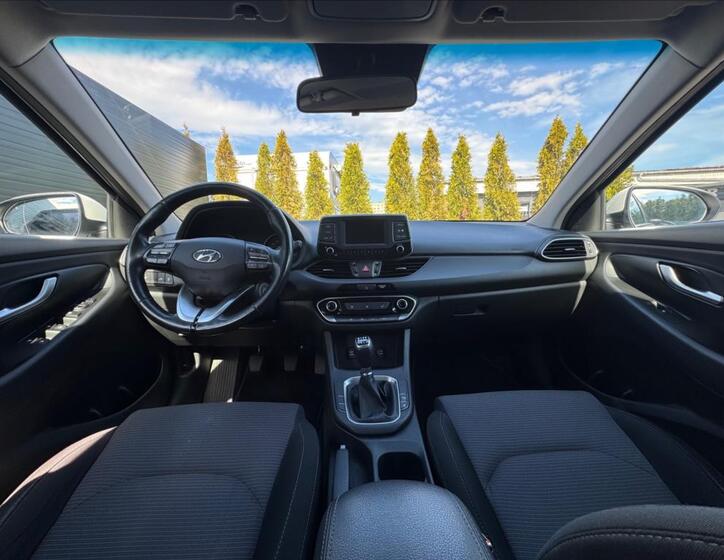 Hyundai i30 14