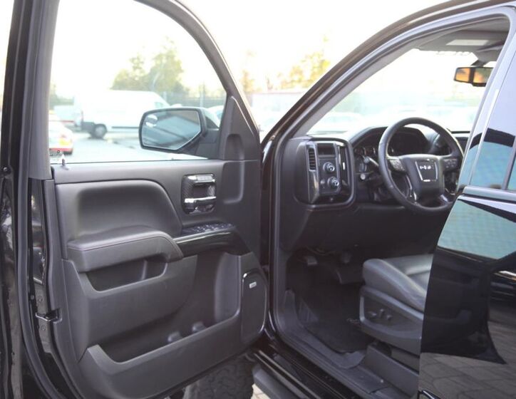 GMC Sierra 16