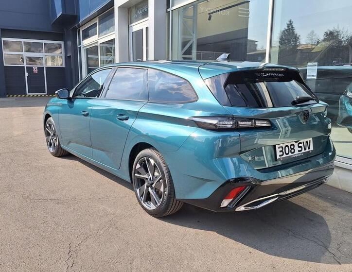 Peugeot 308 4
