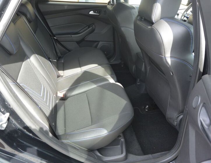 Ford Focus 32